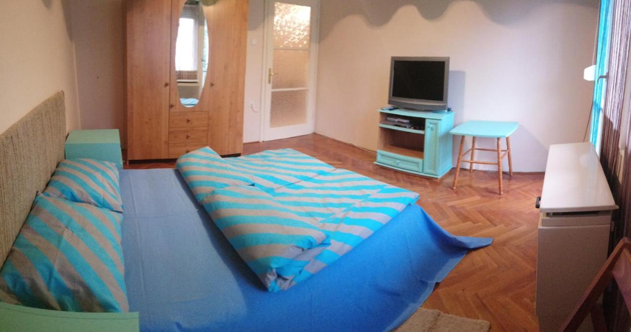 Fuesti Fecske Apartman Hajdúszoboszló Екстериор снимка
